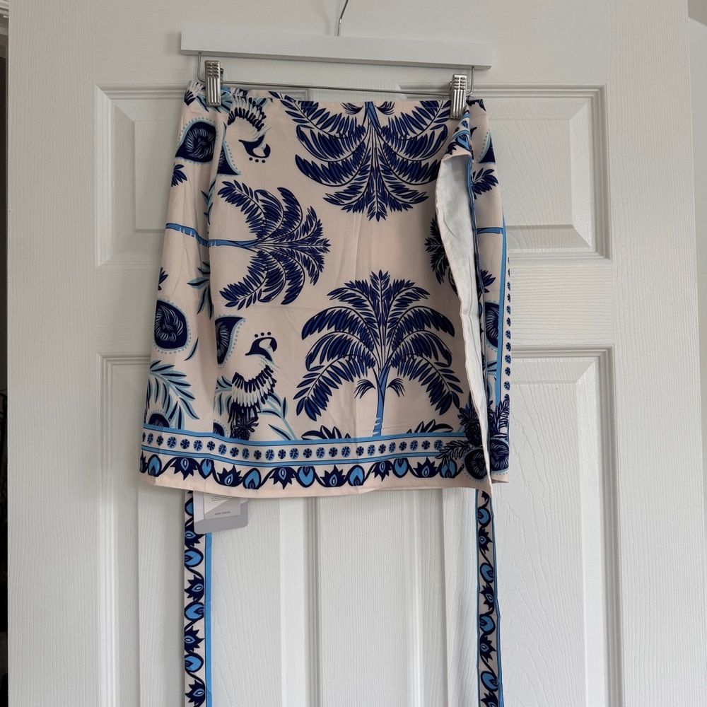 Women's Blue Palm-Print Wrap Skirt